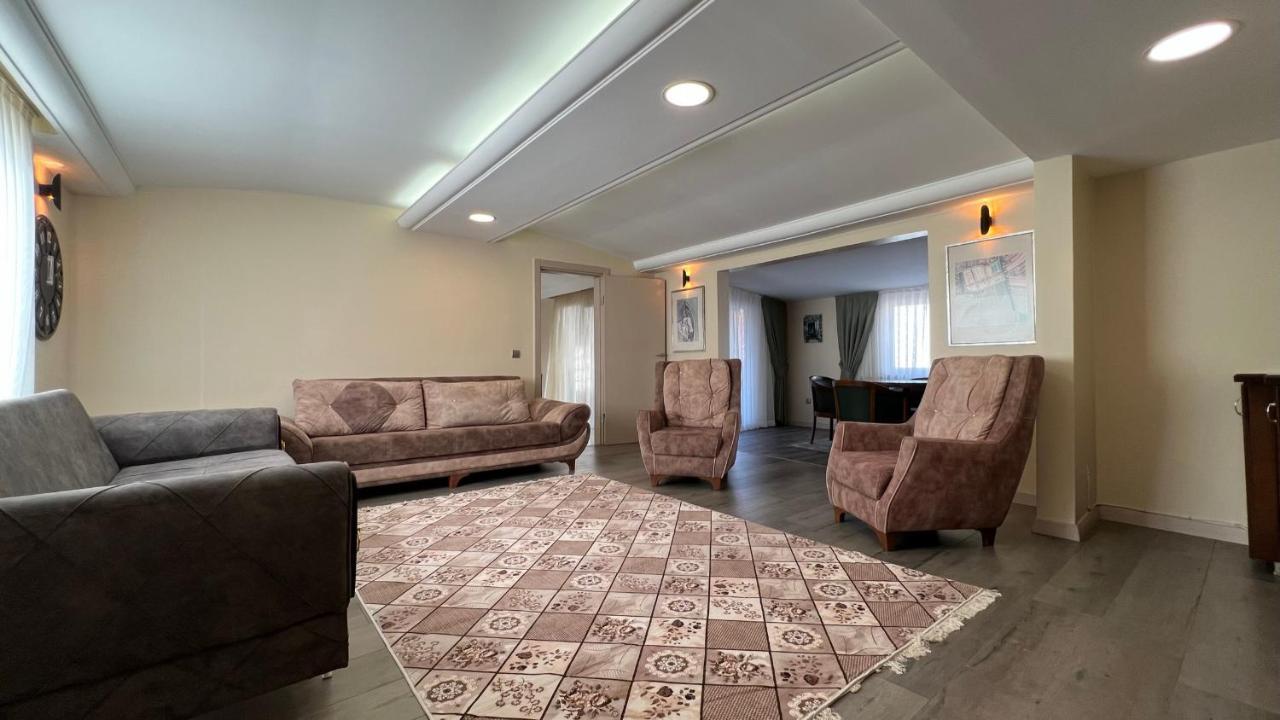 200 M2 Muhtesem Cati Kati, Roof Apartman Isztambul Kültér fotó