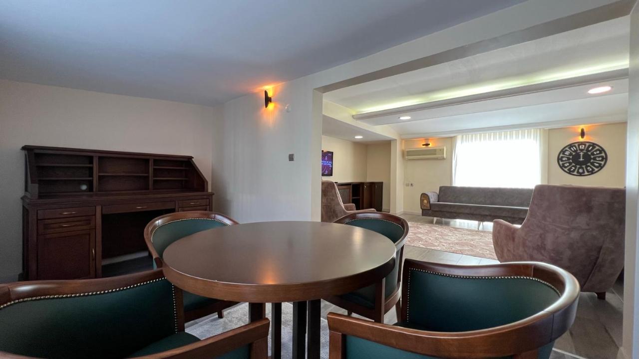 200 M2 Muhtesem Cati Kati, Roof Apartman Isztambul Kültér fotó