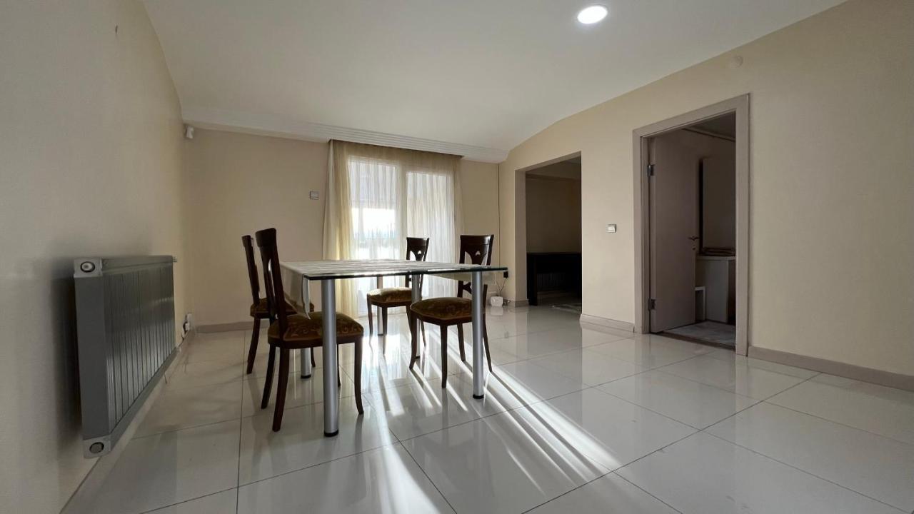 200 M2 Muhtesem Cati Kati, Roof Apartman Isztambul Kültér fotó